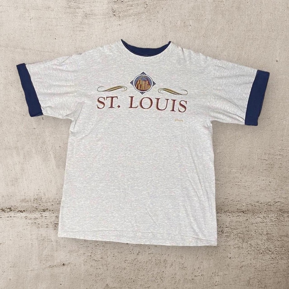 Vintage 1990s St. Louis Souvenir Double Layer Sleeve Graphic T-Shirt